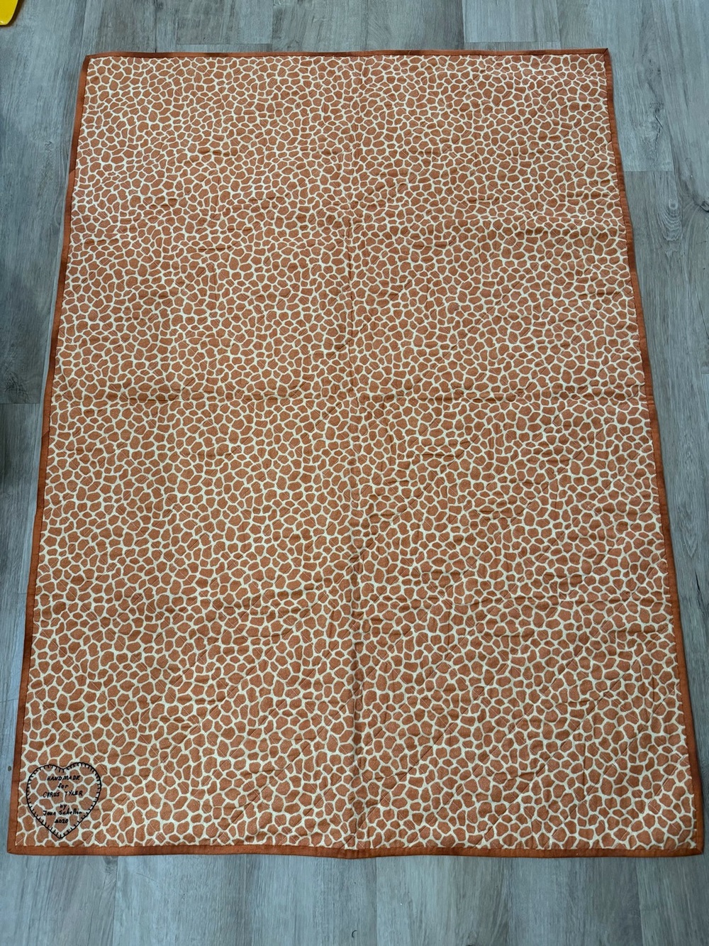 Handmade Patchwork Quilt Giraffe Print Blanket 38” x 52” - Picture 2 of 2